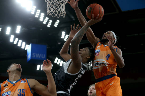 关键传球次 关键传球次